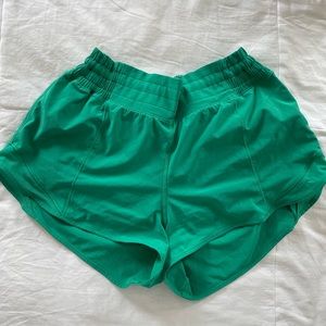 lululemon hotty hot shorts